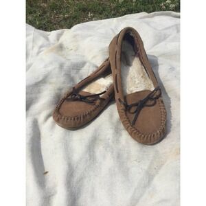 Makalu mockarena size 8 Slipper suede moccasin tan shearling southwest coastal